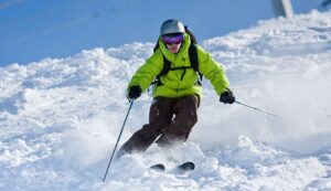Skiing_On_A_Budget_Guide_For_The_Cheapest_Way_To_Ski
