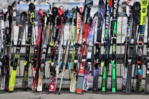 Qué esquís son adecuados para mí: cómo alquilar esquís