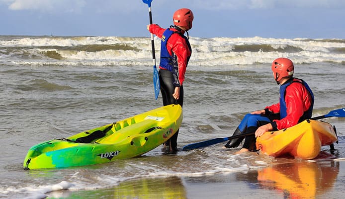 Coastal_water_sport_with_sit_on_top_kayaks