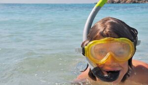 Stop-Your-Snorkel-Mask-From-Fogging-Up