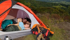 Sleeping_Tips_for_Campers