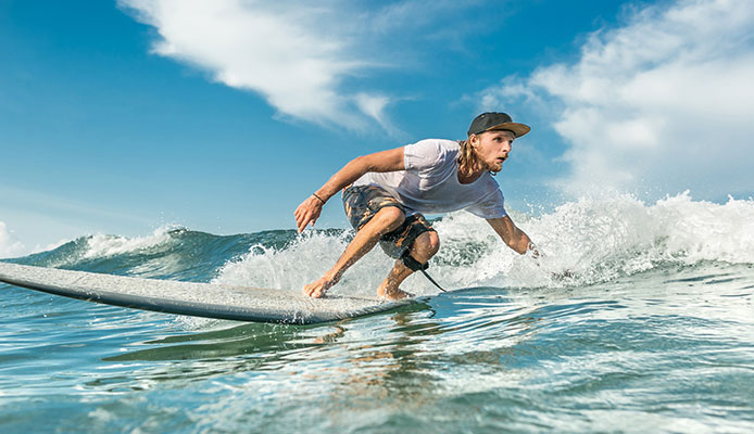 Bodyboarding_vs_Surfing_Comparisson_Guide