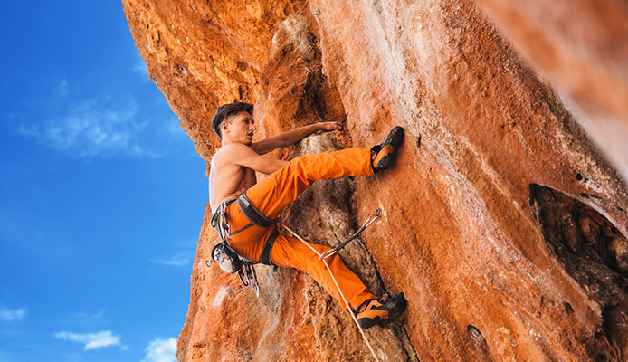 Best_Climbing_Harnesses_For_Beginners