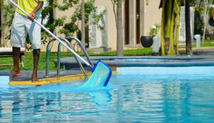 Swimming_Pool_Tips_Save_Money_On_Your_Pool_Maintenance