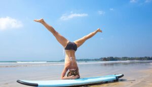 Yoga para surfistas: 4 posturas esenciales